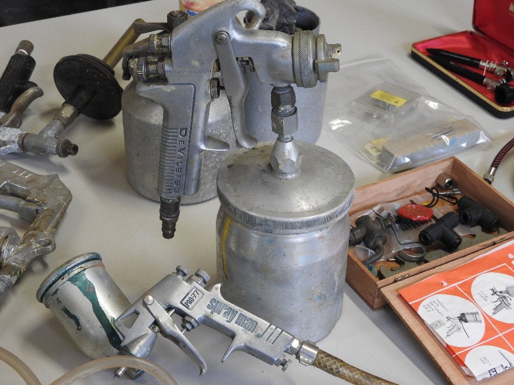 4 Verfspuiten: De Vilbiss, Sata, Spray man, zie omschrijving, Ophalen, Gebruikt, Verfspuit of Verfpomp