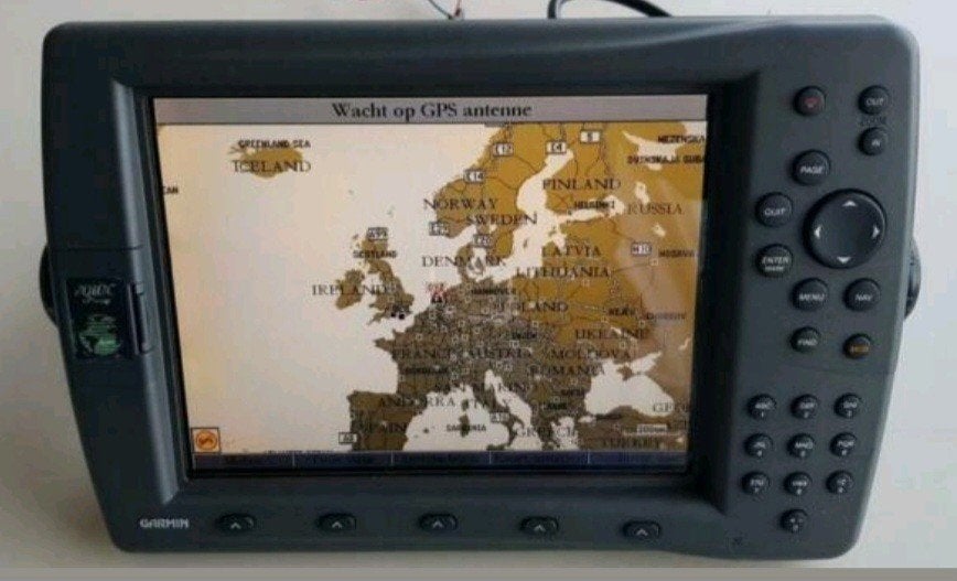 Garmin 2010C kaartplotter fishfinder., Watersport en Boten, Navigatiemiddelen en Scheepselektronica, Ophalen of Verzenden, Zo goed als nieuw