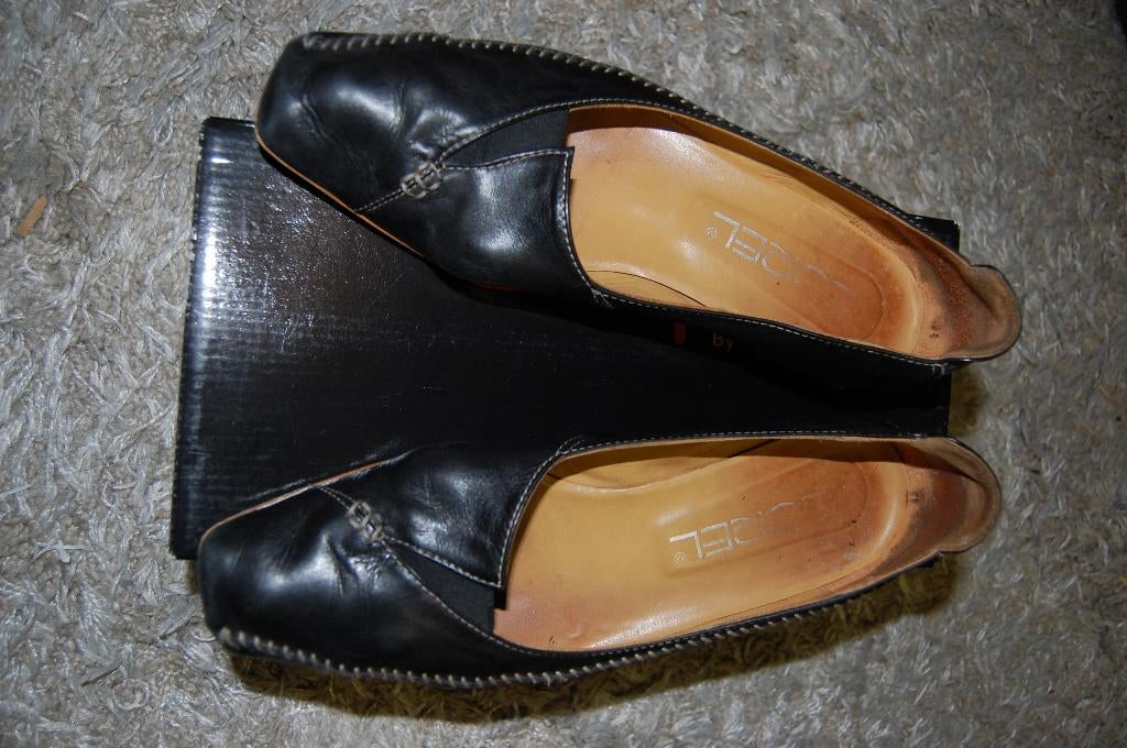 Sorel damesschoenen maat 40 kleur donkerbruin, Kleding | Dames, Schoenen, Zo goed als nieuw, Schoenen met lage hakken, Bruin, Ophalen of Verzenden