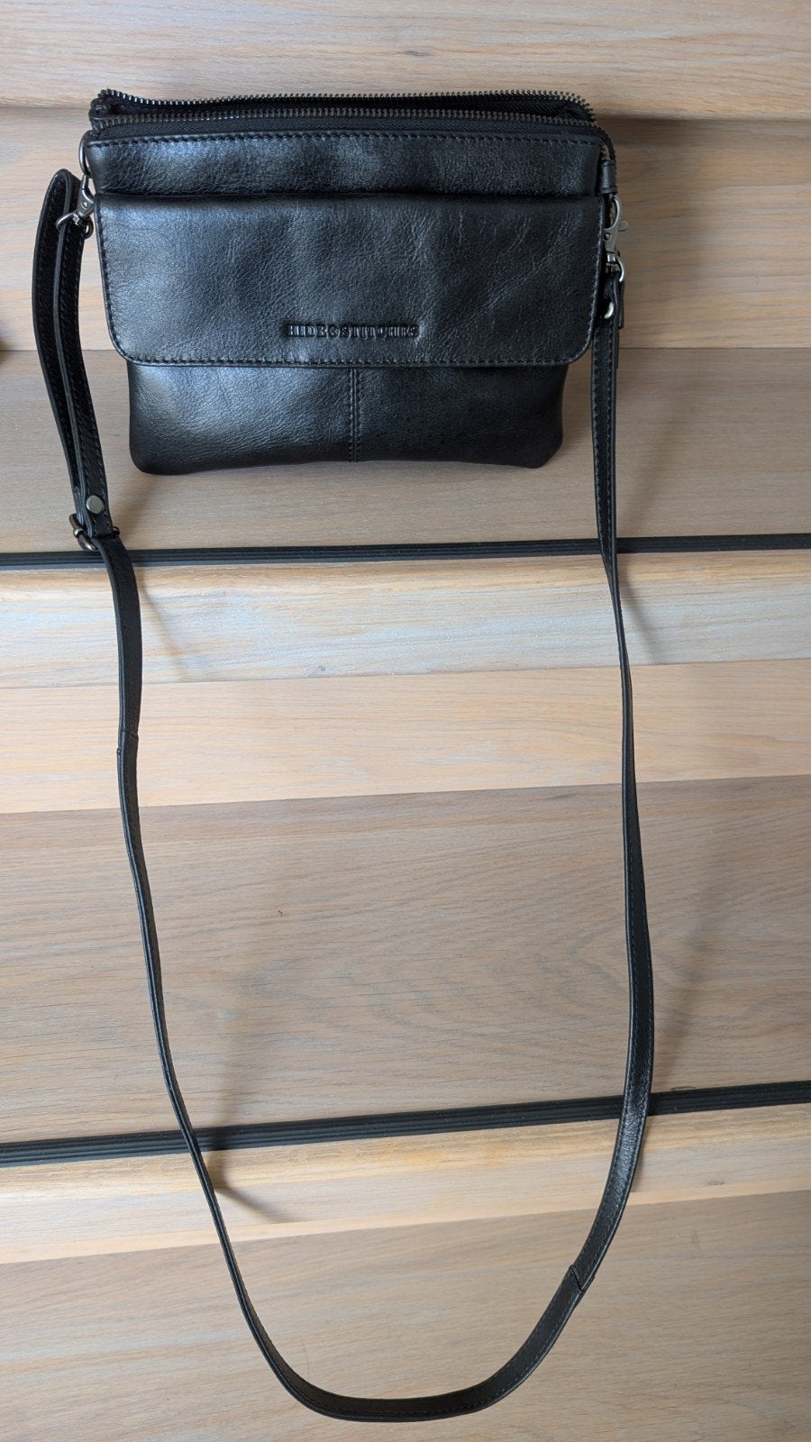 Nieuwe Hide & Stitches Crossbody Tas - Zwart, Omg Gorinchem, Ophalen of Verzenden, Nieuw, Zwart, Schoudertasje