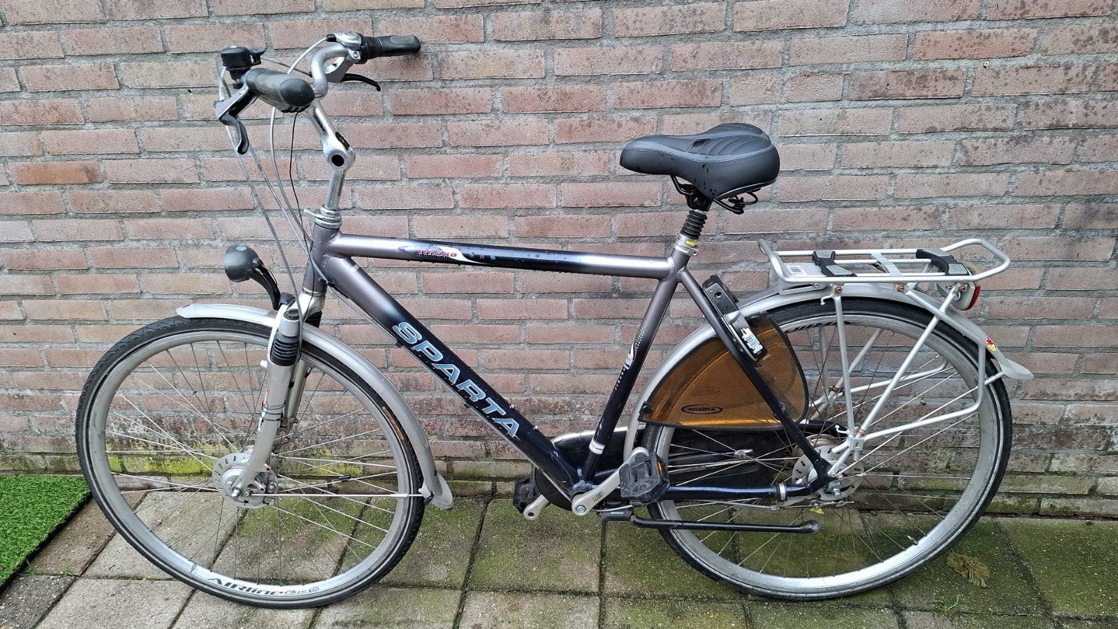 Sparta, Ophalen, Sparta, Versnellingen, Zo goed als nieuw