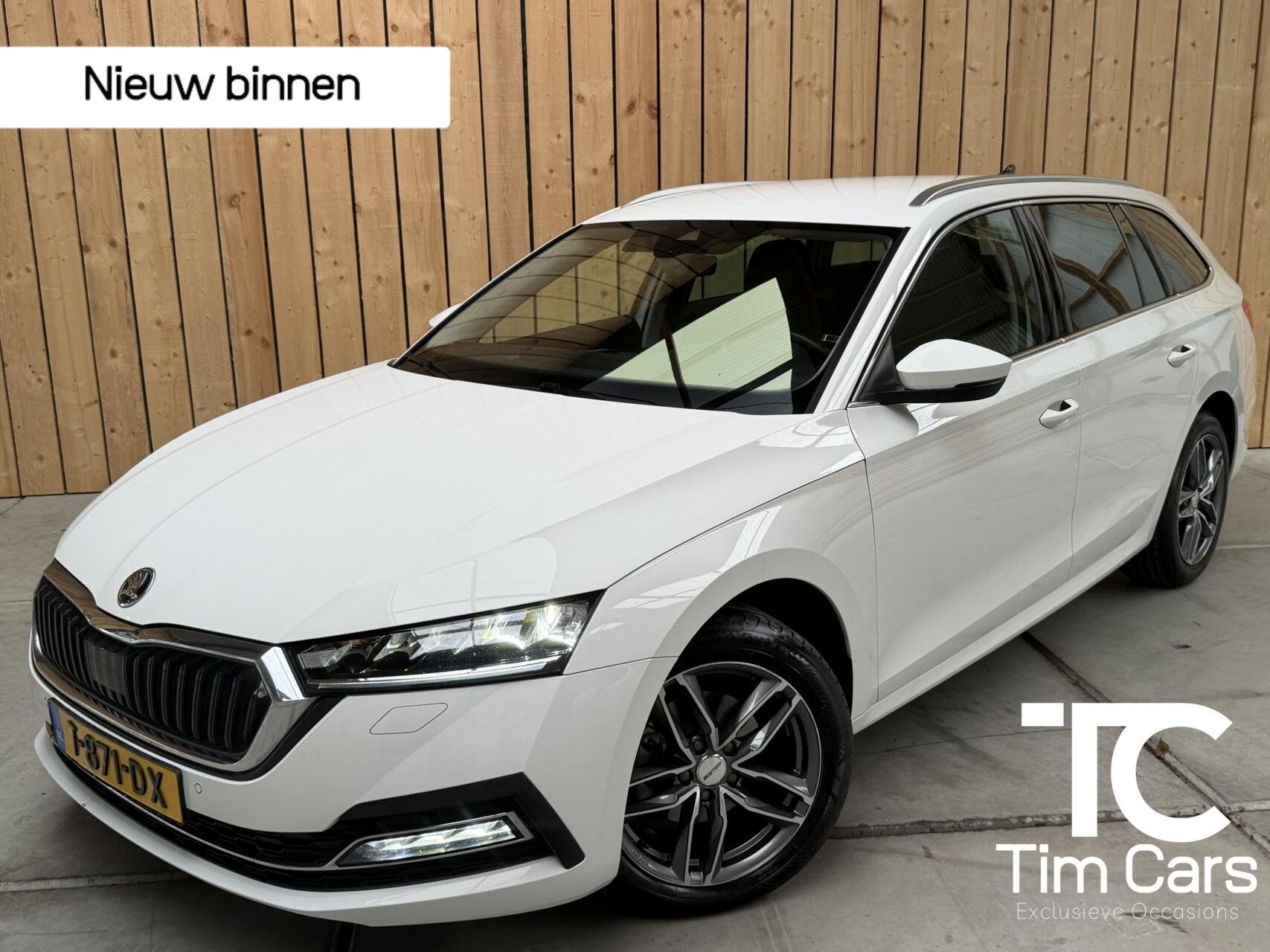 Skoda Octavia Combi 1.0 e-TSI Business Edition Plus Automaat, Auto's, Gebruikt, Euro 6, 1257 kg, Origineel Nederlands