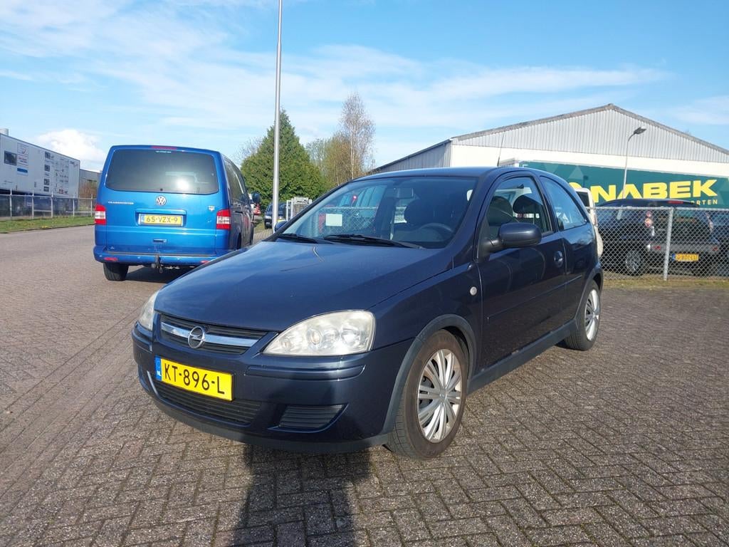 Opel Corsa 1.0-12V Essentia, Auto's, Voorwielaandrijving, 450 kg, Gebruikt, 60 pk