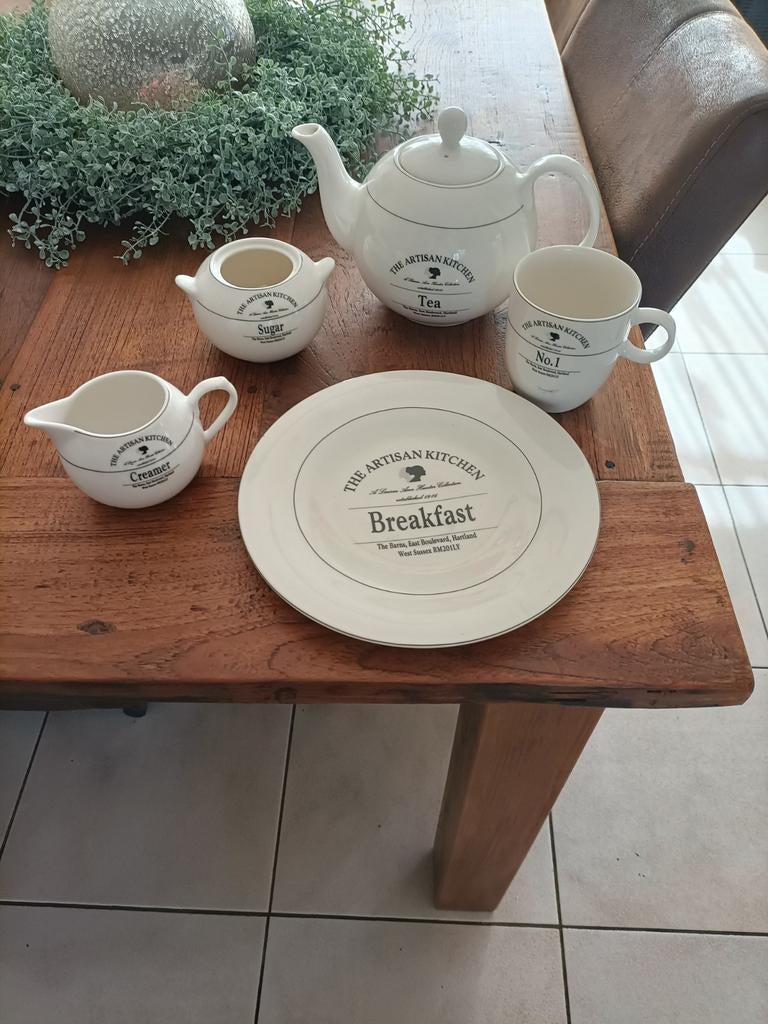 The Artisan Kitchen servies set, Huis en Inrichting, Keuken | Servies, Overige stijlen, Porselein, Ophalen