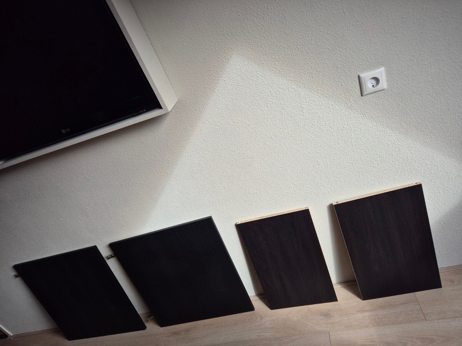 Ikea Besta deurtjes en schapjes, Ophalen