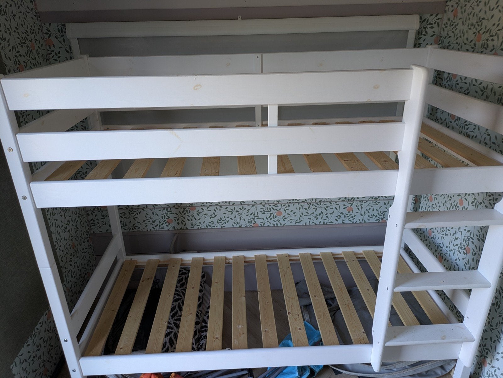 Wit stapelbed met lattenbodems, Ophalen, Gebruikt, 70 cm of minder, 160 tot 180 cm