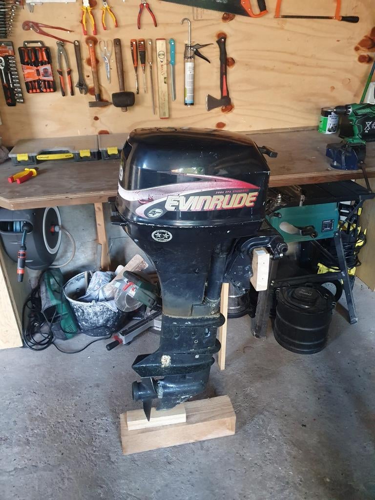Buitenboord motor evinrude 9.9, Watersport en Boten, Ophalen, Motor en Techniek, Motorboot