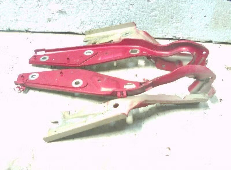 MOTORKAPSCHARNIER set links en rechts Peugeot 407 (6C / J), Kontakt-peugeot@peugeot.com, Gebruikt, Ophalen of Verzenden, Bahnhofsplatz 65423 Rüsselsheim, DE