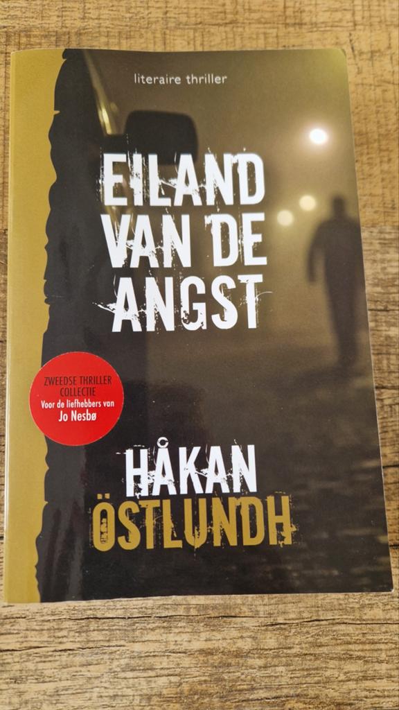 Eiland van de Angst - Håkan Östlundh, Ophalen of Verzenden, Zo goed als nieuw, Håkan Östlundh, Scandinavië