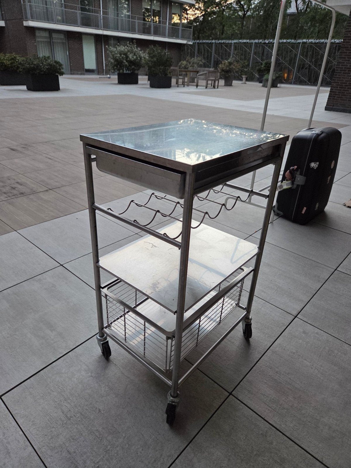RVS Trolley 90 H x 55 D x 42 B, Huis en Inrichting, Ophalen