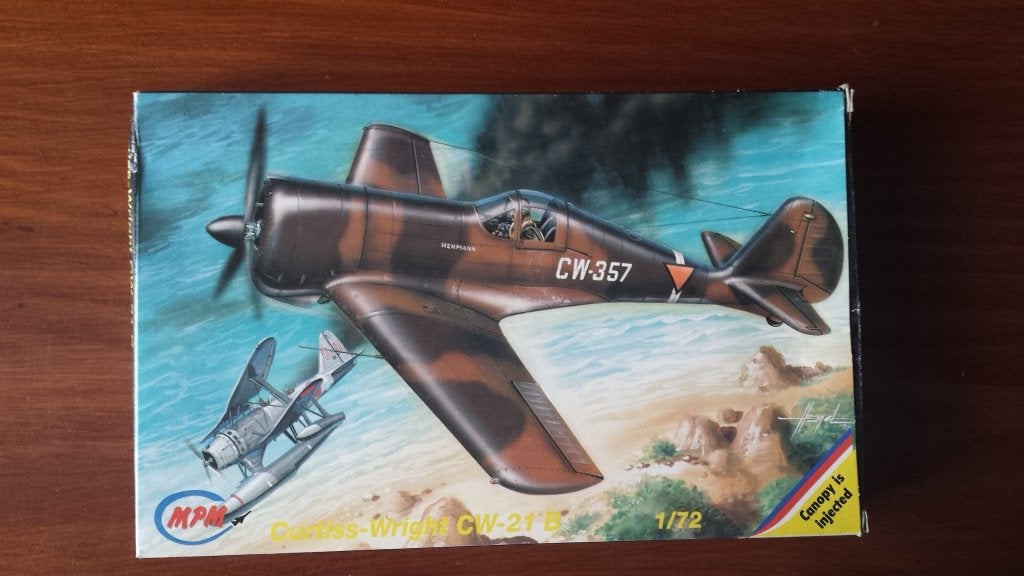 Modelbouwdoos Curtiss-Wright CW-21 B 1:72, Overige merken, 1:72 tot 1:144, Ophalen of Verzenden, Zo goed als nieuw