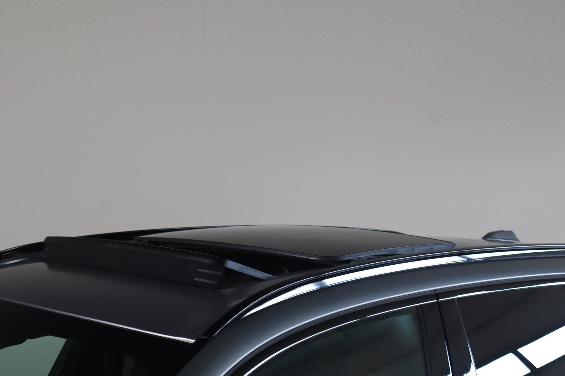 BMW X5 xDrive50e NL- Auto! Bow&Wil I M-Sport Stoel + Verkoel, Gebruikt, 2395 kg, 489 pk, Vierwielaandrijving