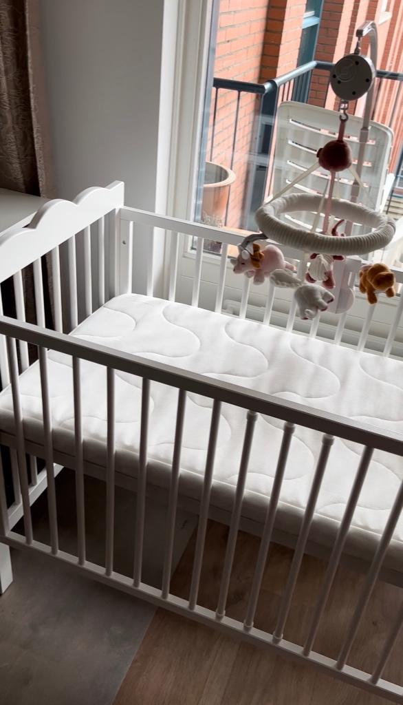 Ledikant, Kinderen en Baby's, Ophalen, Zo goed als nieuw, Ledikant
