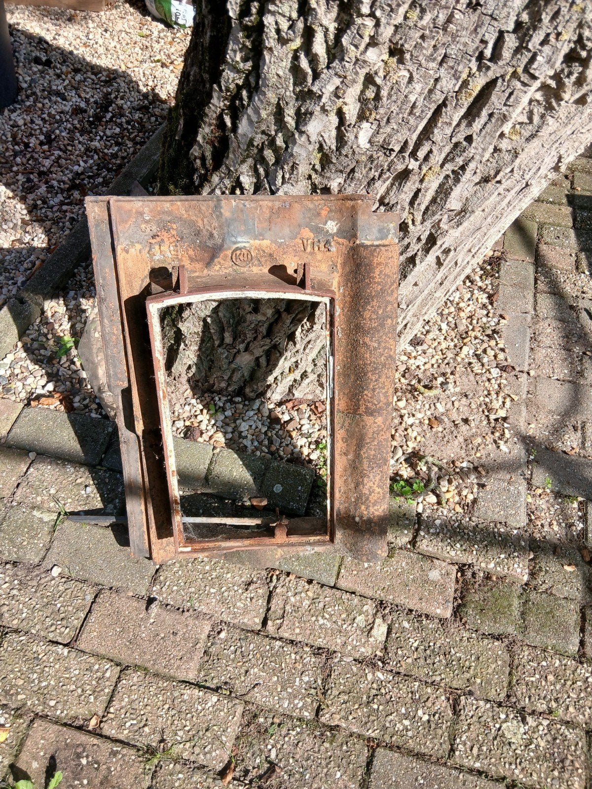 Oude gietijzeren dakraam, Doe-het-zelf en Verbouw, Ophalen, Gebruikt, Minder dan 80 cm, Minder dan 80 cm