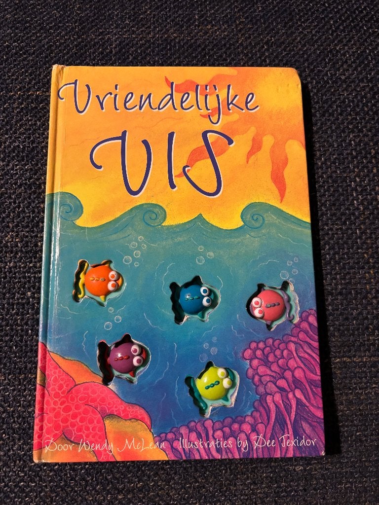 Vriendelijke vis ( boek 5 vissen 3D) Mc Lean Texidor 3+, Boeken, Kinderboeken | Baby's en Peuters, Ophalen, 3 tot 4 jaar, Mc Lean Texidor