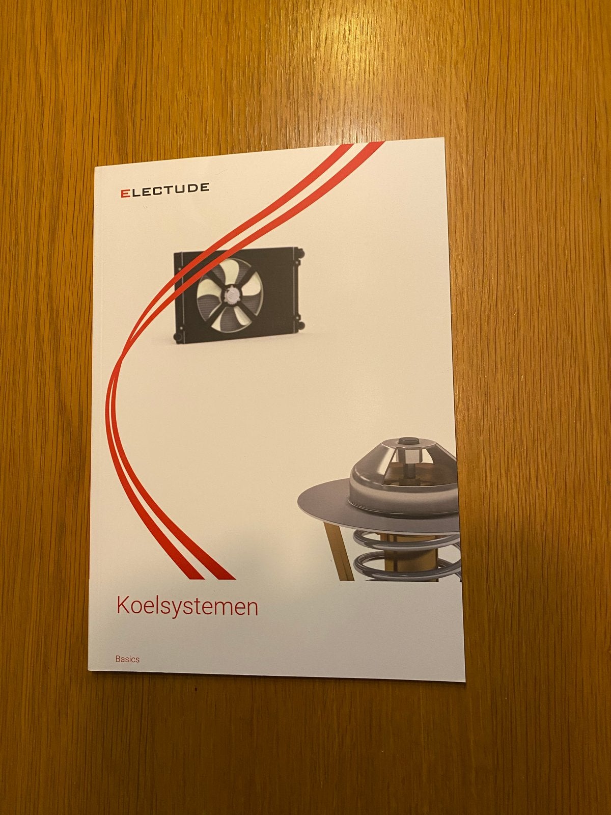 Electude Koelsystemen Basics - Zo goed als nieuw, Ophalen of Verzenden, Beta, Zo goed als nieuw, MBO