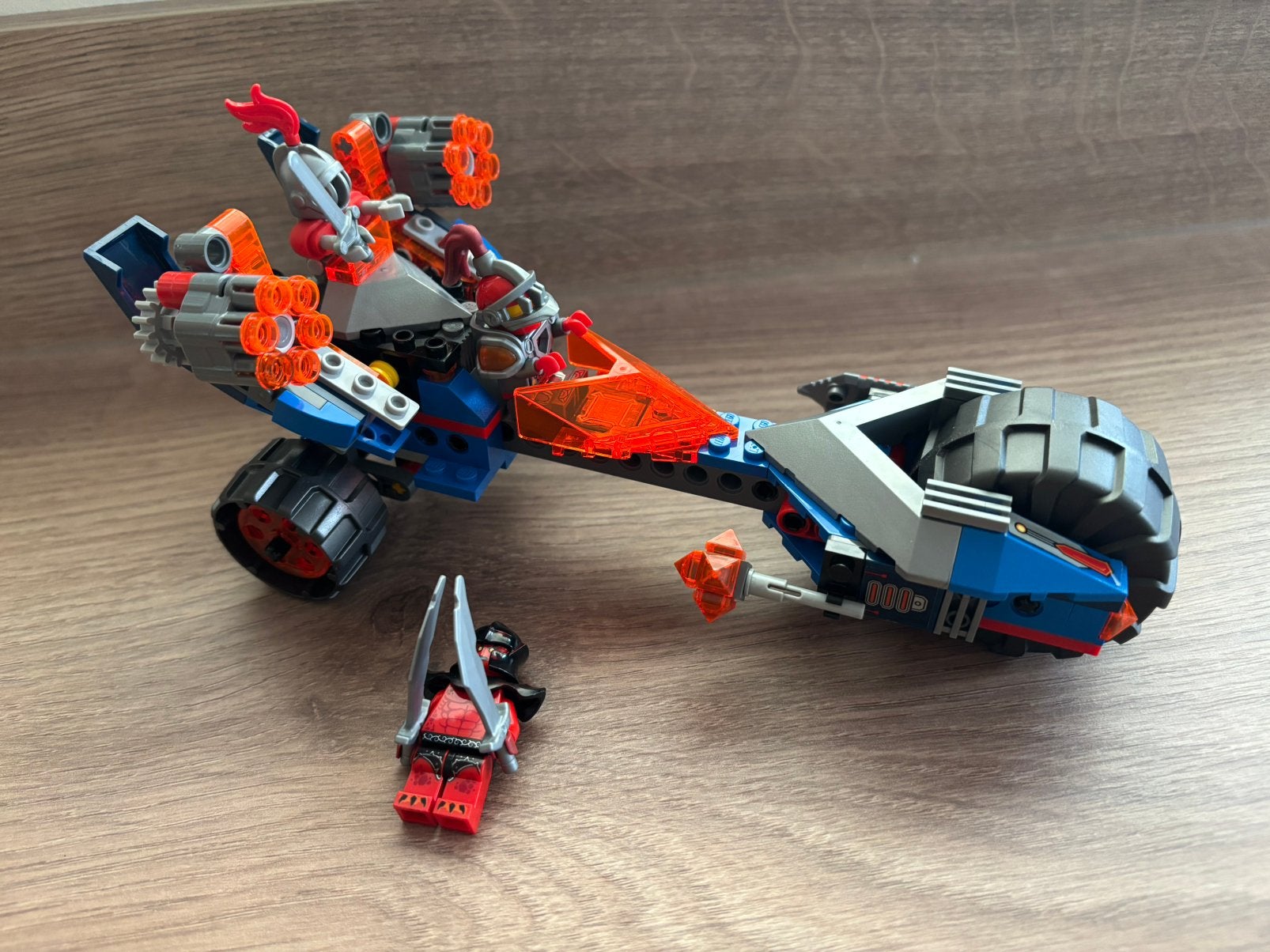 Lego 70319 Nexo Knights Macy’s thunder mace, Overige thema's, Lego, Ophalen of Verzenden, Zo goed als nieuw