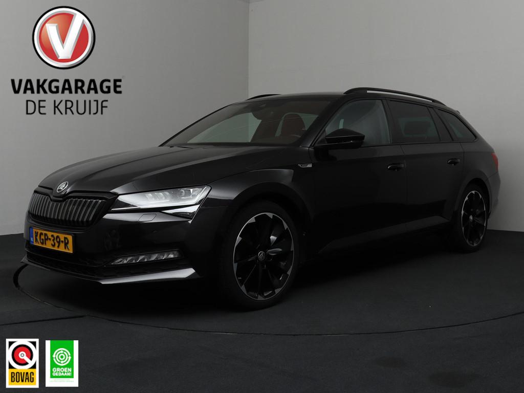 Skoda Superb Combi 1.4 TSI iV Sportline Business | ACC | Vir, Auto's, Skoda, Gebruikt, Euro 6, 4 cilinders, Zwart