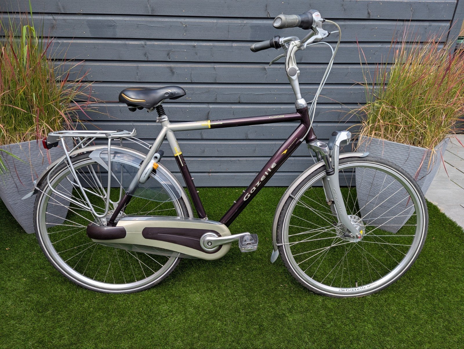 top gear season 22 ep 8 Riese & Müller E-Trekking Bike Charger3 GT Rohloff 2021 Grau Aluminium img__stain_repellent Color:Black (Pink Titanium Mirrored) Nathan Gear & Abraham