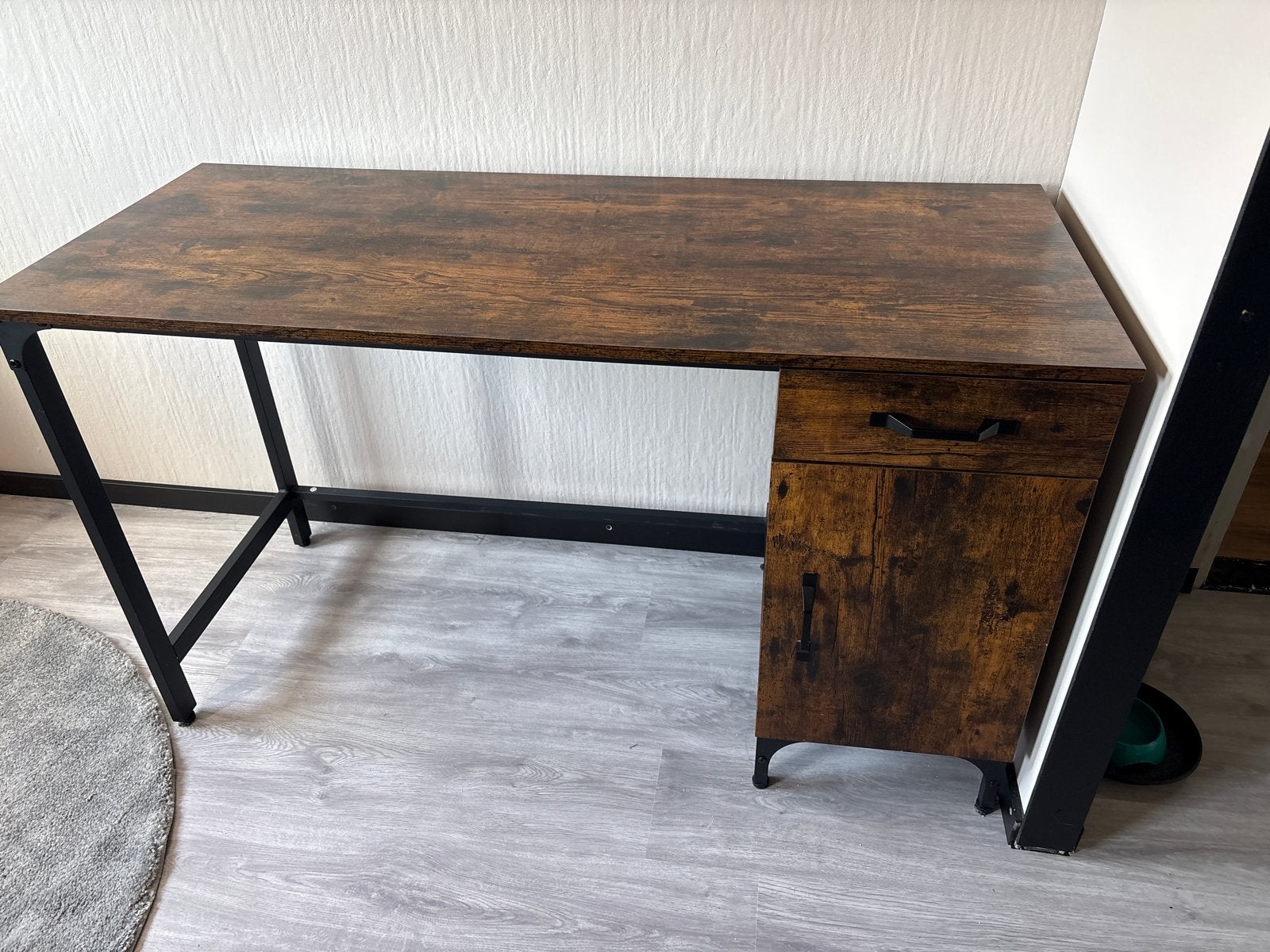 Bureau met lade en kastje - 130x55x75 cm, Ophalen, Gebruikt, Met lades, Spaanplaat of MDF