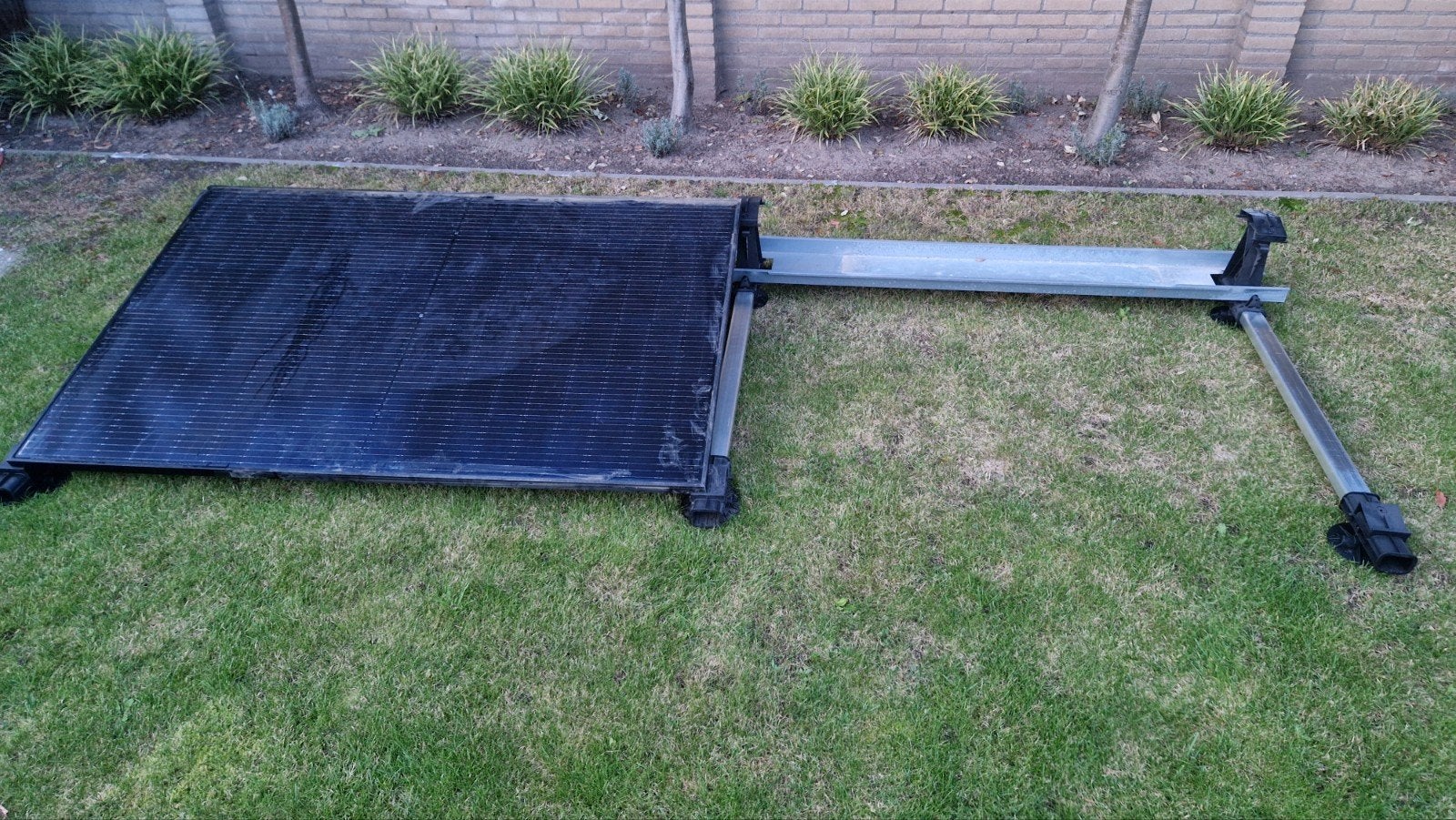 Plat Dak Onderconstructie voor 10 Zonnepanelen, Ophalen, Zo goed als nieuw