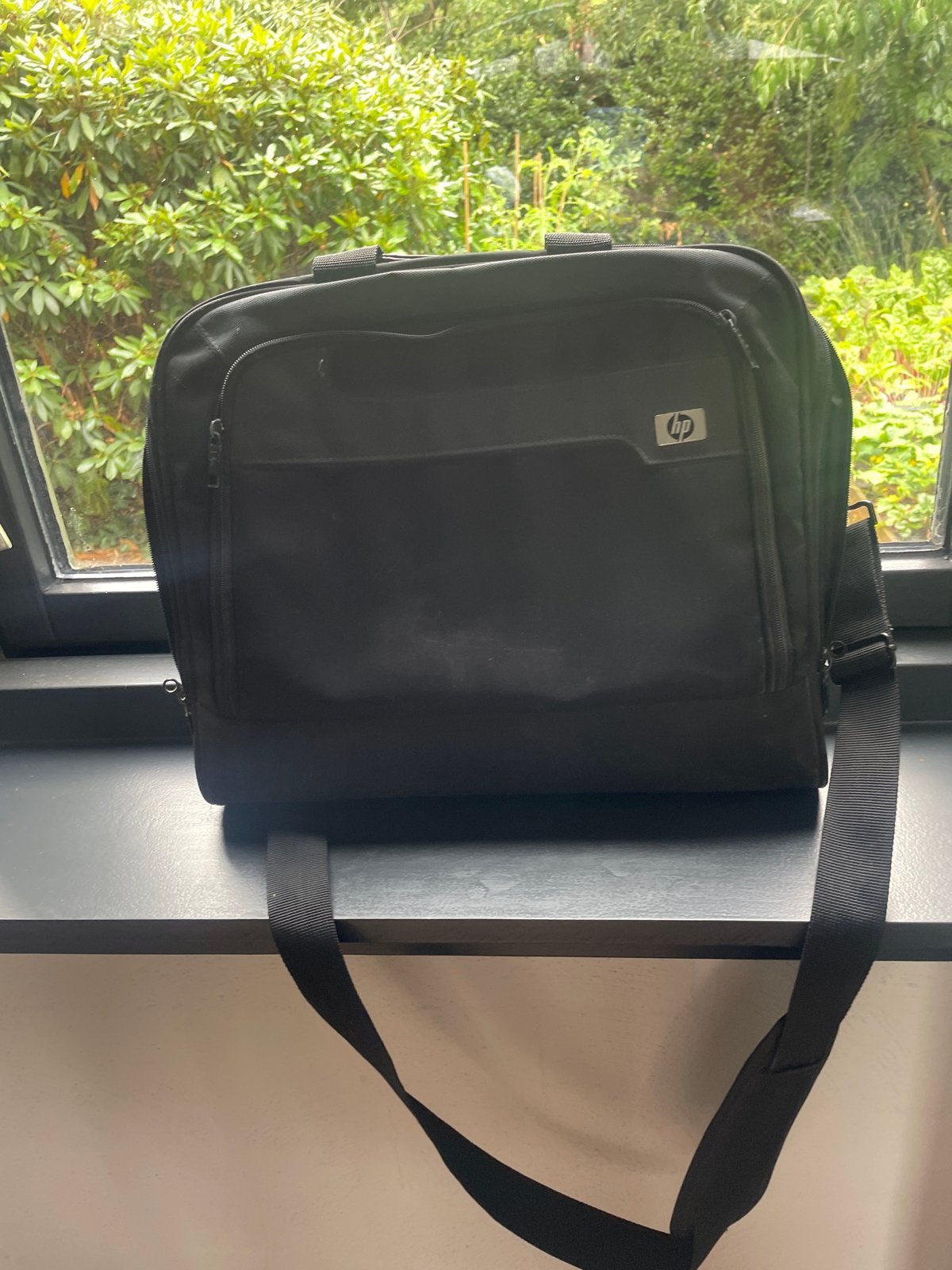 HP Laptoptas - Zwart - Gebruikt, Computers en Software, Laptoptassen, Ophalen, Gebruikt, Gevoerd laptopvak, 15 inch