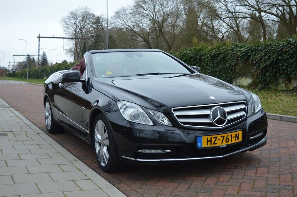 Mercedes-Benz E-klasse Cabrio 350 CDI Elegance navi/trekhaak, Auto's, Mercedes-Benz, Automaat, Achterwielaandrijving, 197 €/maand