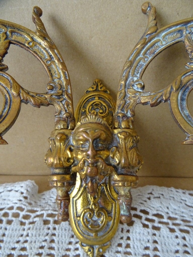 Antieke of vintage wandkandelaar pianokandelaar barok stijl, Antiek en Kunst, Antiek | Kandelaars, Ophalen of Verzenden, Koper of Brons