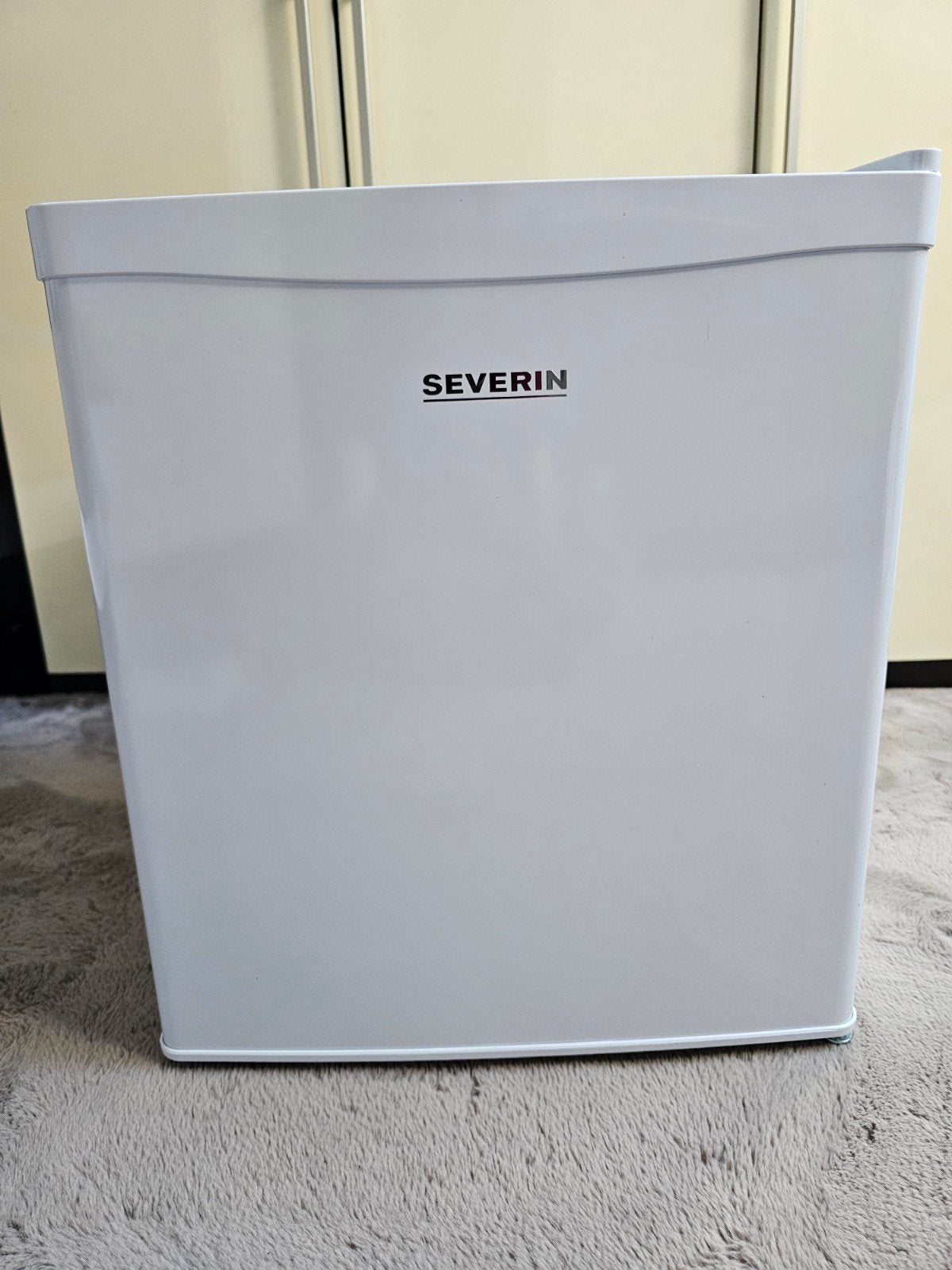 Severin mini koelkast - Ideaal voor kleine ruimtes, Witgoed en Apparatuur, Minder dan 85 cm, Ophalen of Verzenden, Energieklasse A of zuiniger