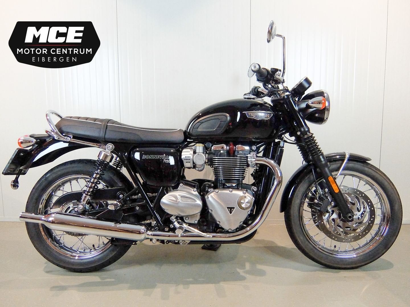 TRIUMPH BONNEVILLE  T 120 (bj 2017), Motoren, 2 cilinders, Bedrijf, Onbekend, 1200 cc