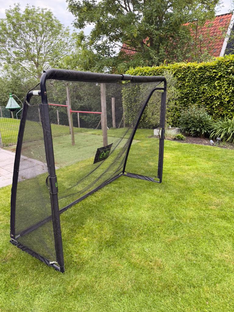Voetbal doel, Ophalen, Zo goed als nieuw