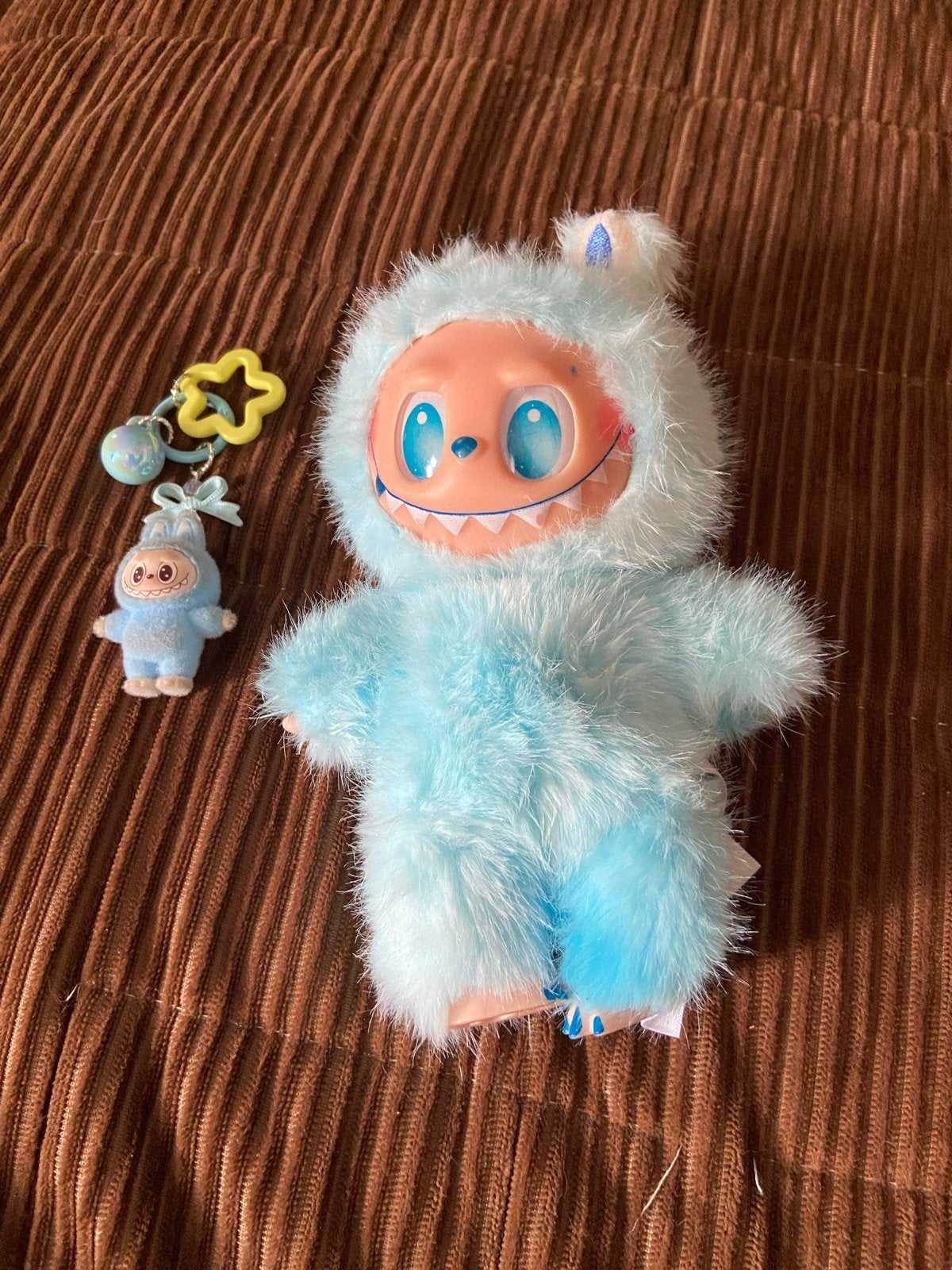 Schattige blauwe la bubu met sleutelhanger, Ophalen, Overige typen, Blauw, Middelgroot (20 tot 80 cm)
