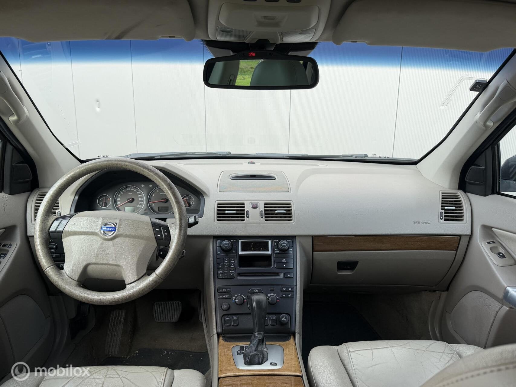 Volvo XC90 4.4 V8 Summum | nieuwe apk | 7 persoons | leder |, Auto's, Gebruikt, 7 stoelen, Bedrijf, Vierwielaandrijving
