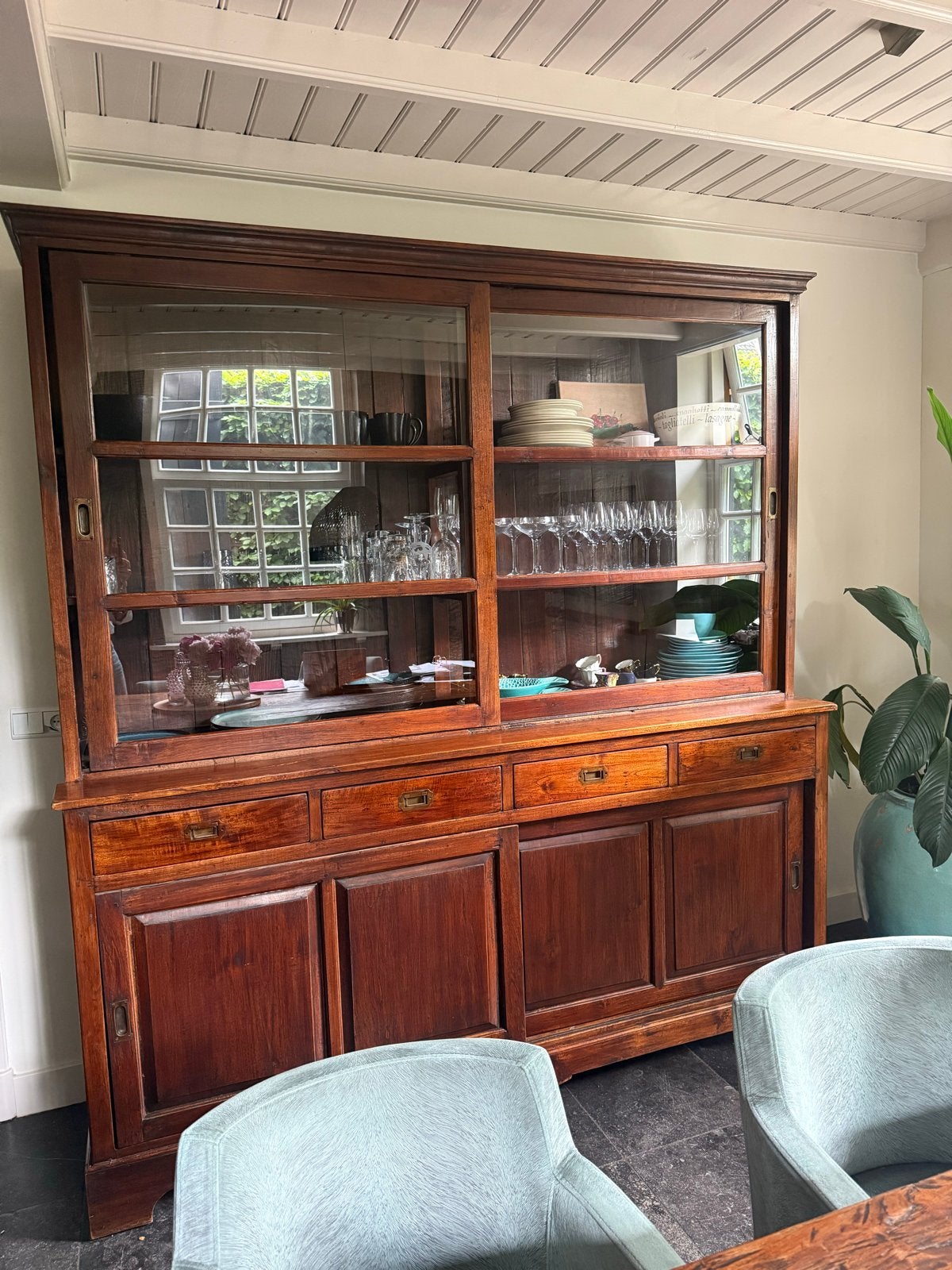 houten buffetkast met glazen schuifdeuren, Ophalen, Gebruikt, Met deur(en), 200 cm of meer