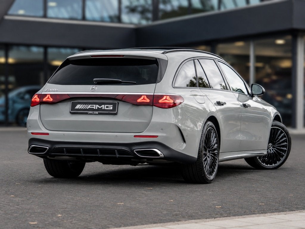 Mercedes-Benz E-Klasse Estate E 300e AMG Line Premium Plus |, Automaat, Gebruikt, 4 cilinders, 2255 kg