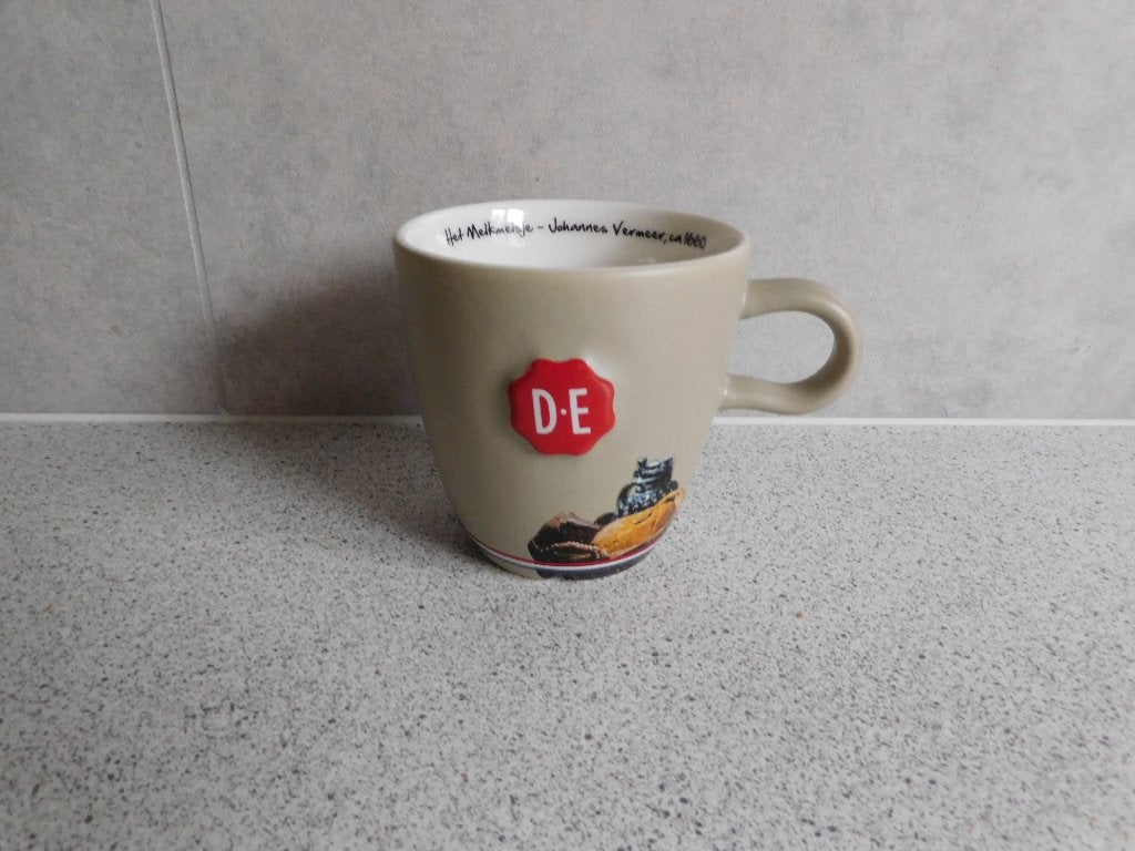 Mok Het Melkmeisje Johannes Vermeer Douwe Egberts - 280 ml, Overige merken, Zo goed als nieuw, Klassiek, Keramiek