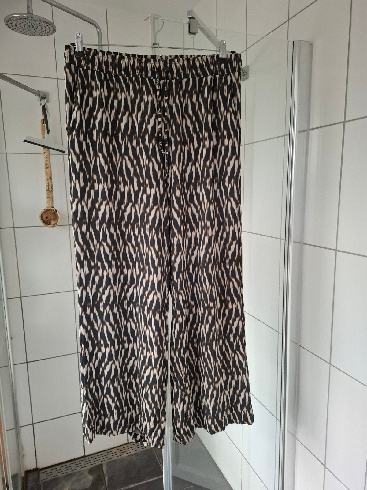 Heerlijke pull on zomerbroek van No Man's Land, Kleding | Dames, Ophalen of Verzenden, Zo goed als nieuw, Lang