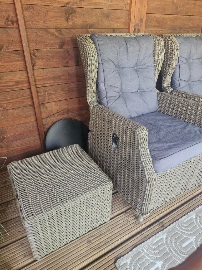 Complete wicker loungeset, 4 zitplaatsen, Gebruikt, Ophalen of Verzenden, Bank