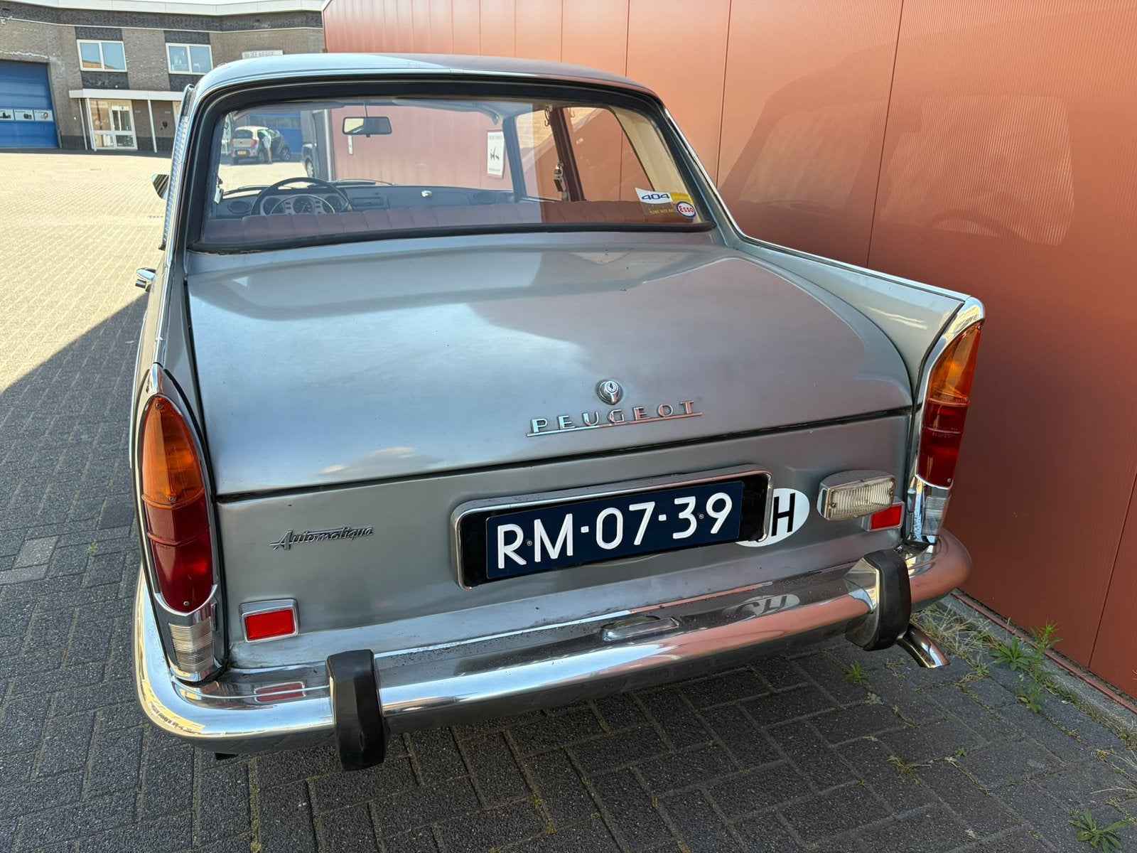 Peugeot 404 SL Automatique uit 1968, foto 5