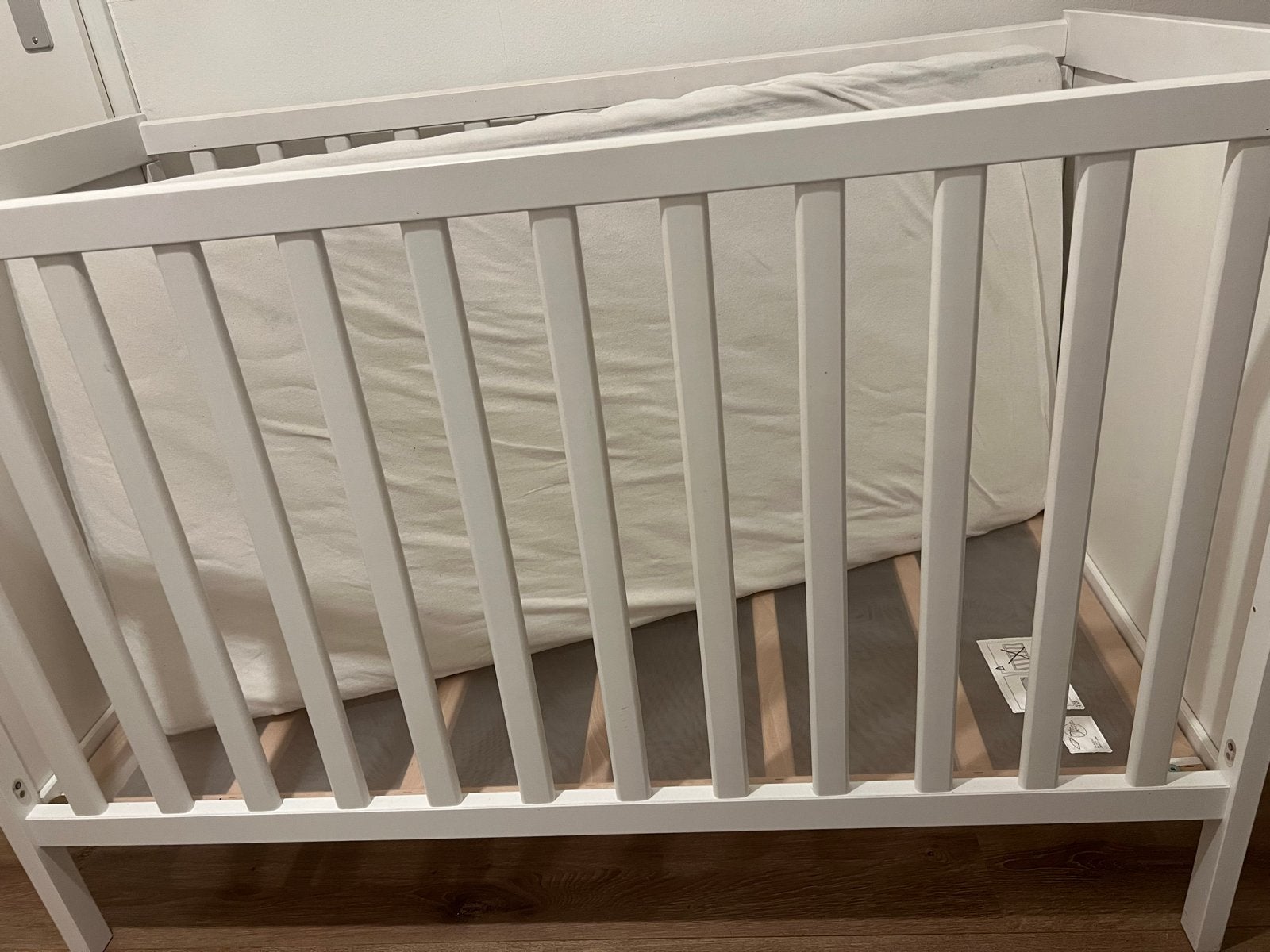 Baby ledikant en meubels - zo goed als nieuw, Ophalen, Zo goed als nieuw, Ledikant