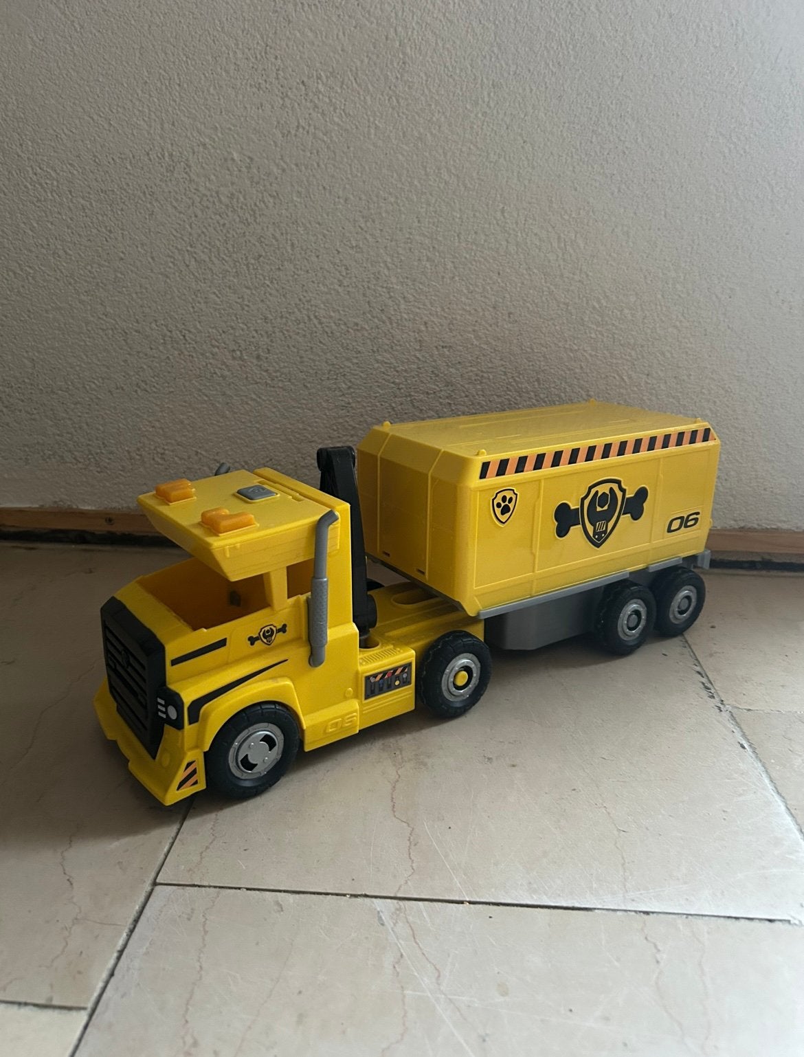 paw patrol rubble extreme truck, Kinderen en Baby's, Ophalen of Verzenden, Zo goed als nieuw