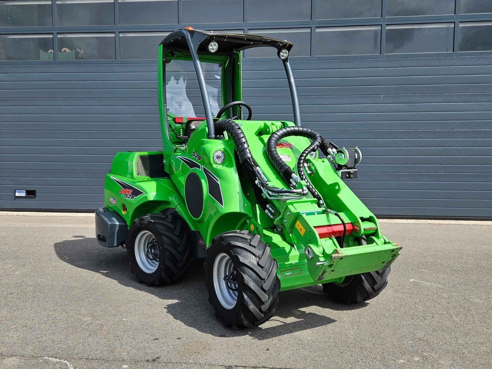 Avant 528 TDL+ mini-shovel (bj 2024), Zakelijke goederen, Wiellader of Shovel