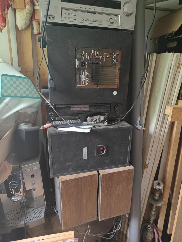 Stapel speakers met versterker - Klinkt nog goed!, Ophalen of Verzenden, Gebruikt, Speakers, Losse componenten