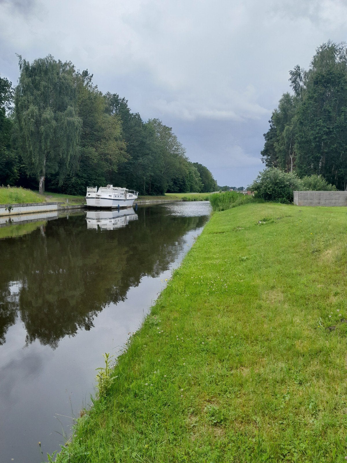 Caravan te huur plus Woon/inschrijf adres .