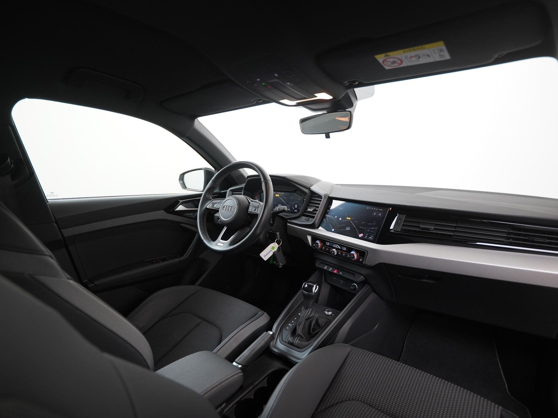 Audi A1 allstreet 30 TFSI S-Line int. S-Tronic | Stoelverwar, Auto's, Audi, 12 maanden, Stof, Bedrijf, 3 cilinders