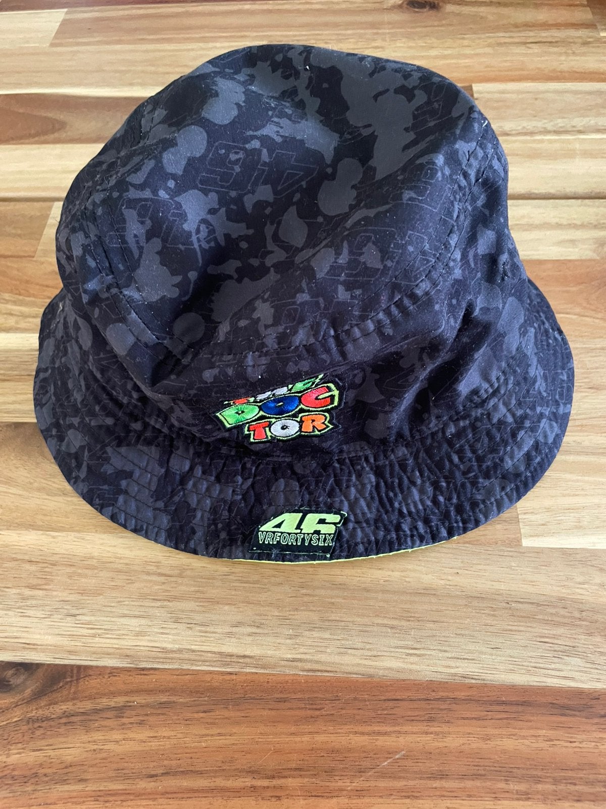 Hoedje Valentino Rossi doctor 46, Kleding | Heren, Ophalen of Verzenden, Gedragen, One size fits all, Hoed