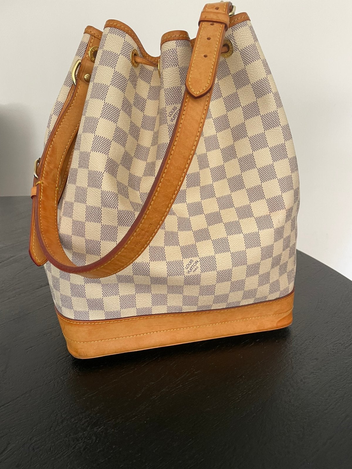 Louis Vuitton Noé GM schoudertas in Damier Azur canvas., Ophalen of Verzenden, Zo goed als nieuw, Bruin