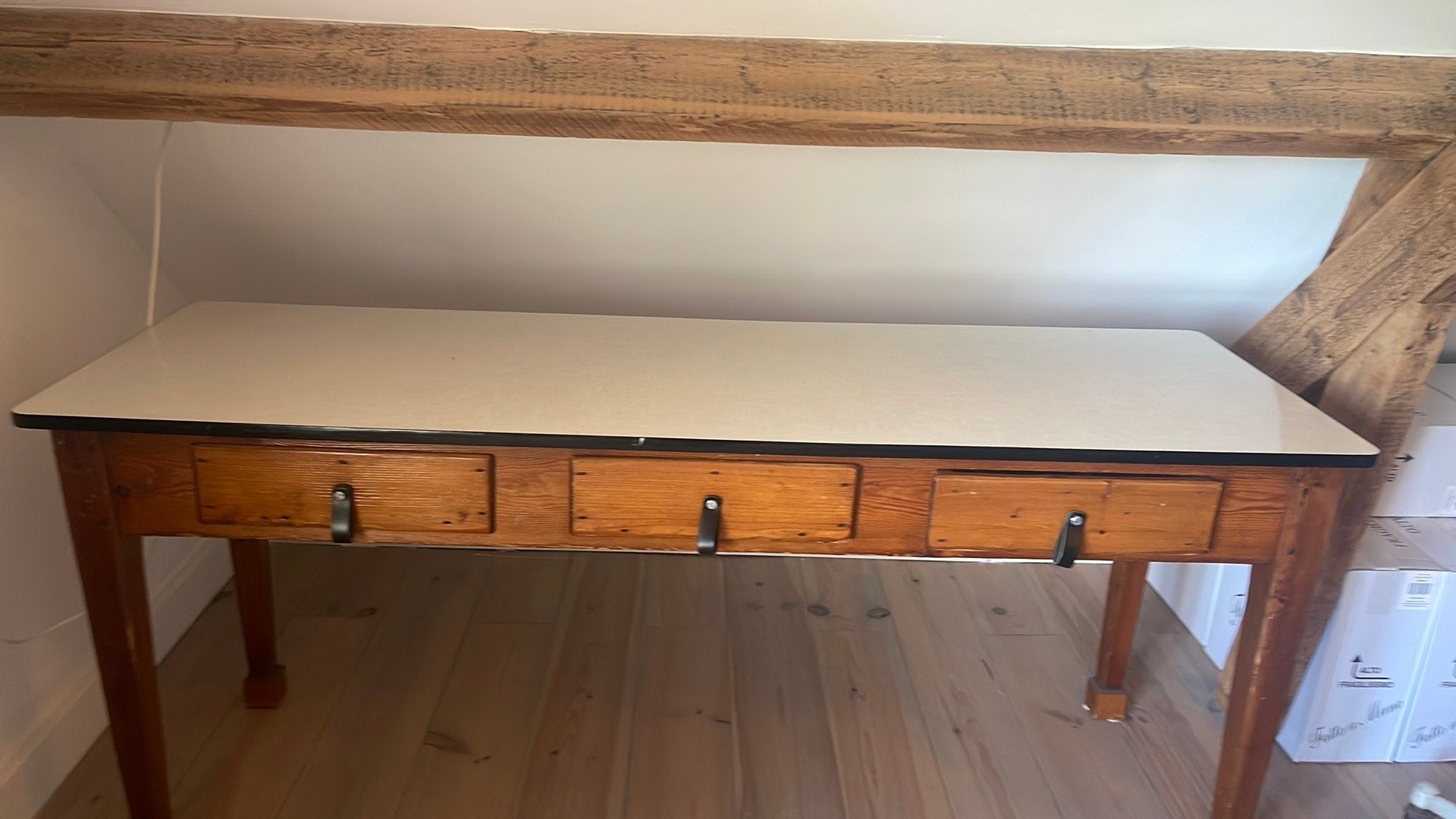 Tafel - bureau - werkbank, Ophalen of Verzenden, Zo goed als nieuw, 25 tot 50 cm, Rechthoekig
