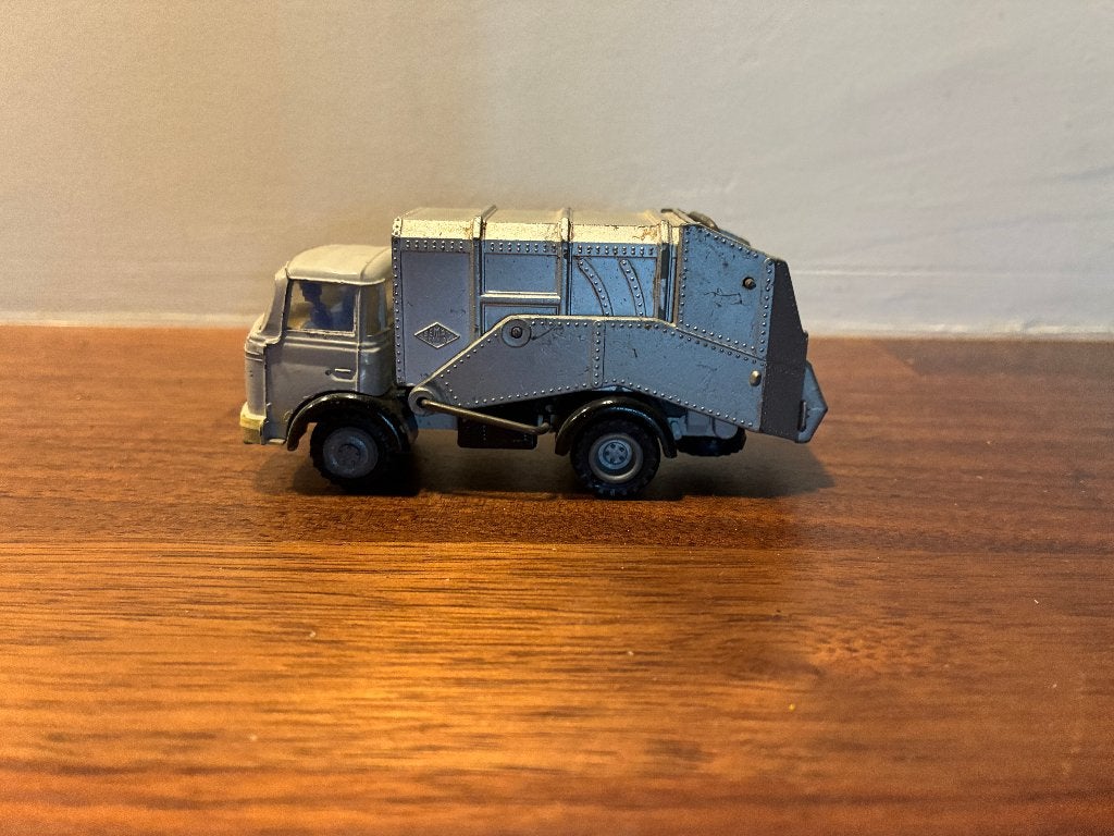 Vintage Dinky Toys France Berliet FAK kiepwagen jaren 60, Ophalen of Verzenden, Gebruikt, Bus of Vrachtwagen, Overige merken