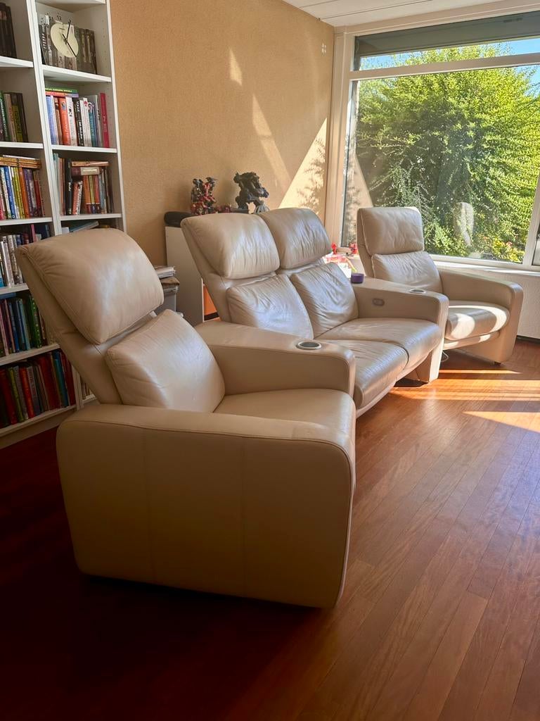 Leren relaxbank / bioscoopbank – 4 zitplaatsen – verstelbaar, Ophalen, Gebruikt, Leer